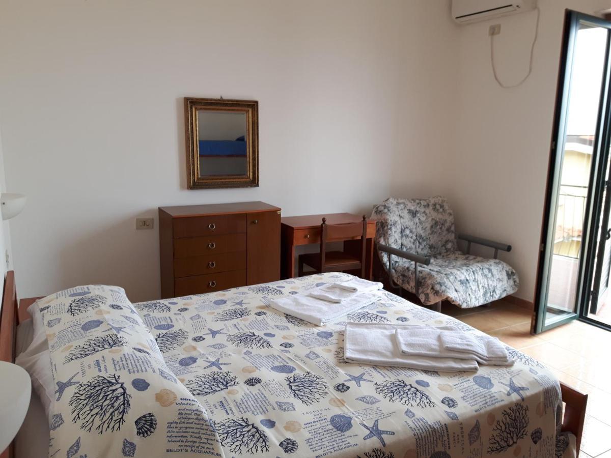 Parigino Hotell Palinuro Exteriör bild